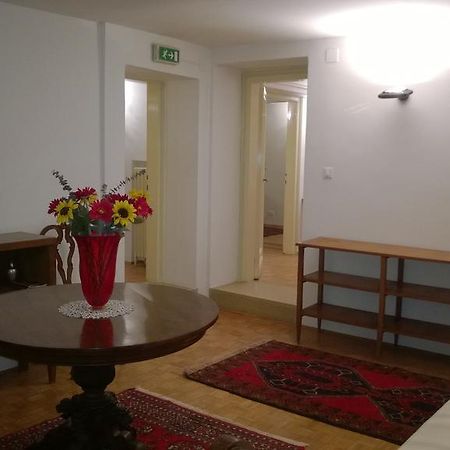 In Venice Back To San Marco Tourist Apartment Bagian luar foto