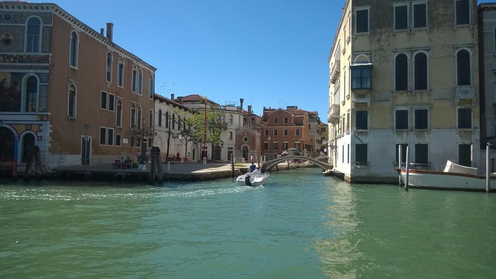 In Venice Back To San Marco Tourist Apartment Bagian luar foto