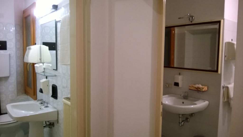 In Venice Back To San Marco Tourist Apartment Bagian luar foto