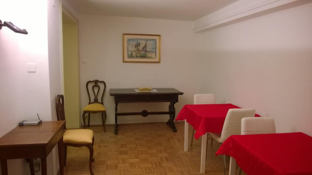 In Venice Back To San Marco Tourist Apartment Bagian luar foto