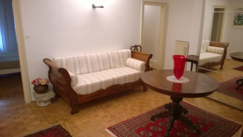 In Venice Back To San Marco Tourist Apartment Bagian luar foto