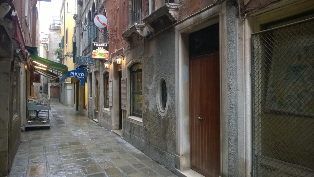 In Venice Back To San Marco Tourist Apartment Bagian luar foto
